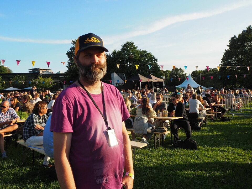 Presseansvarlig for Øyafestivalen, Jonas Prangerød, er fornøyd med hvordan publikum oppfører seg. Presseansvarlig for Øyafestivalen, Jonas Prangerød er fornøyd med hvordan publikum oppfører seg.