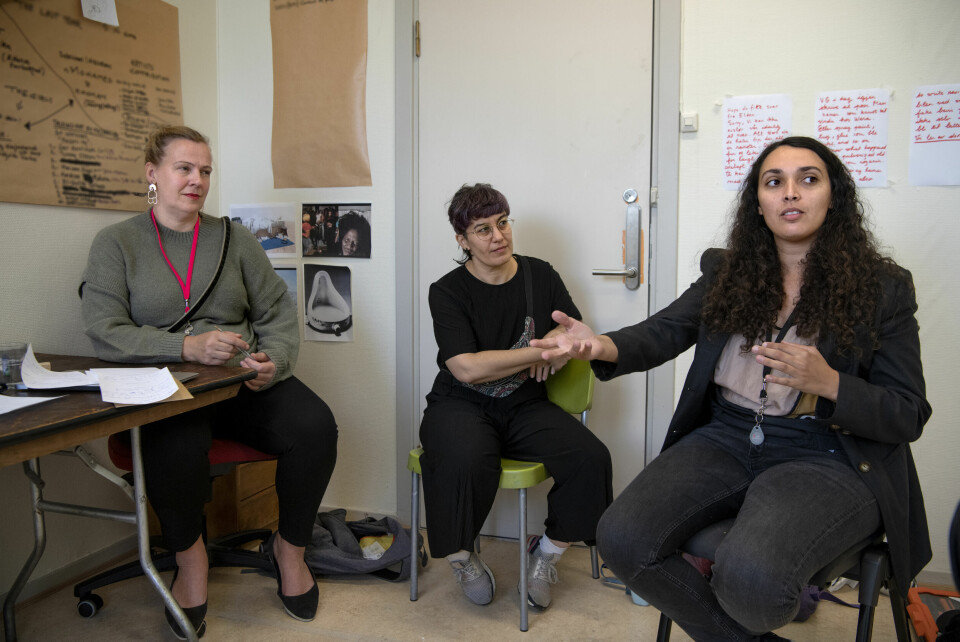 F.v. Pia Maria Roll, Sara Baban og Hanan Benammar er regissør og skuespillere bak «Ways of Seeing». F.v. Pia Maria Roll, Sara Baban og Hanan Benammar er regissør og skuespillere bak «Ways of Seeing».