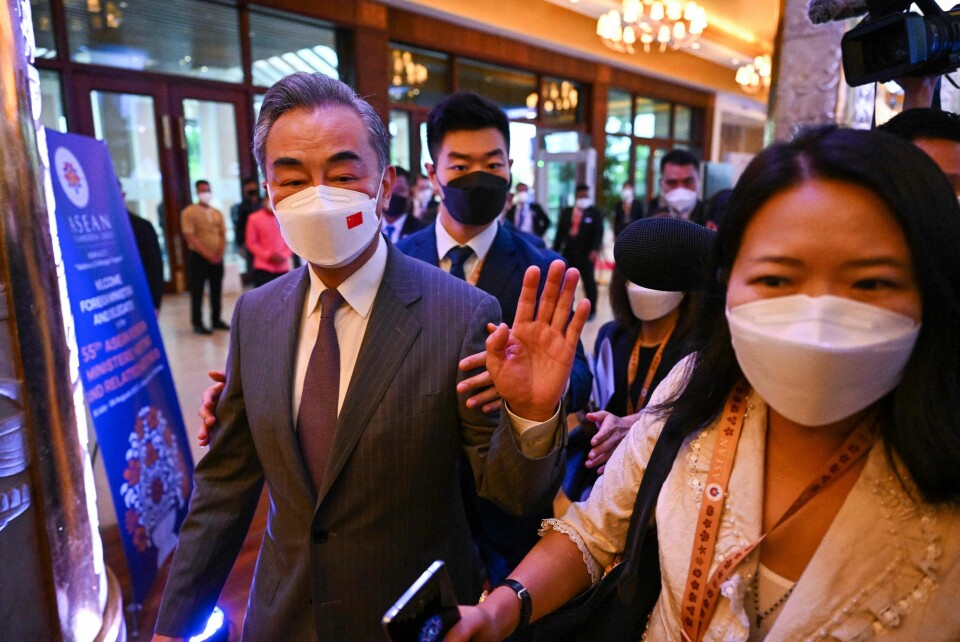 Kinas utenriksminister Wang Yi gikk ut mot Pelosis Taiwan-besøk onsdag. Kinas utenriksminister Wang Yi på plass på ASEAN-konferansen i Kambodsja.