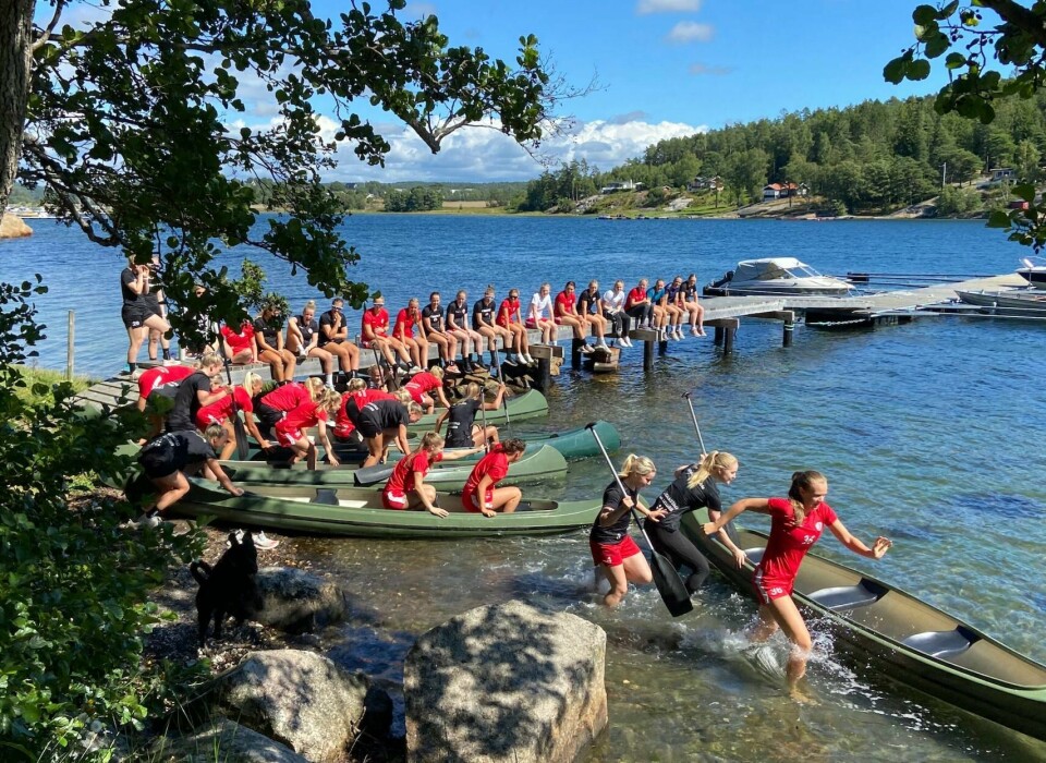 Konkurranseinstinktet var det ingenting i veien med da Fredrikstad Ballklubbs elite- og rekruttspillere var med på sin egen versjon av Mesternes mester i Onsøy mandag. Konkurranseinstinktet var det ingenting i veien med da Fredrikstad Ballklubbs elite- og rekruttspillere var med på sin egen versjon av Mesternes mester i Onsøy mandag.