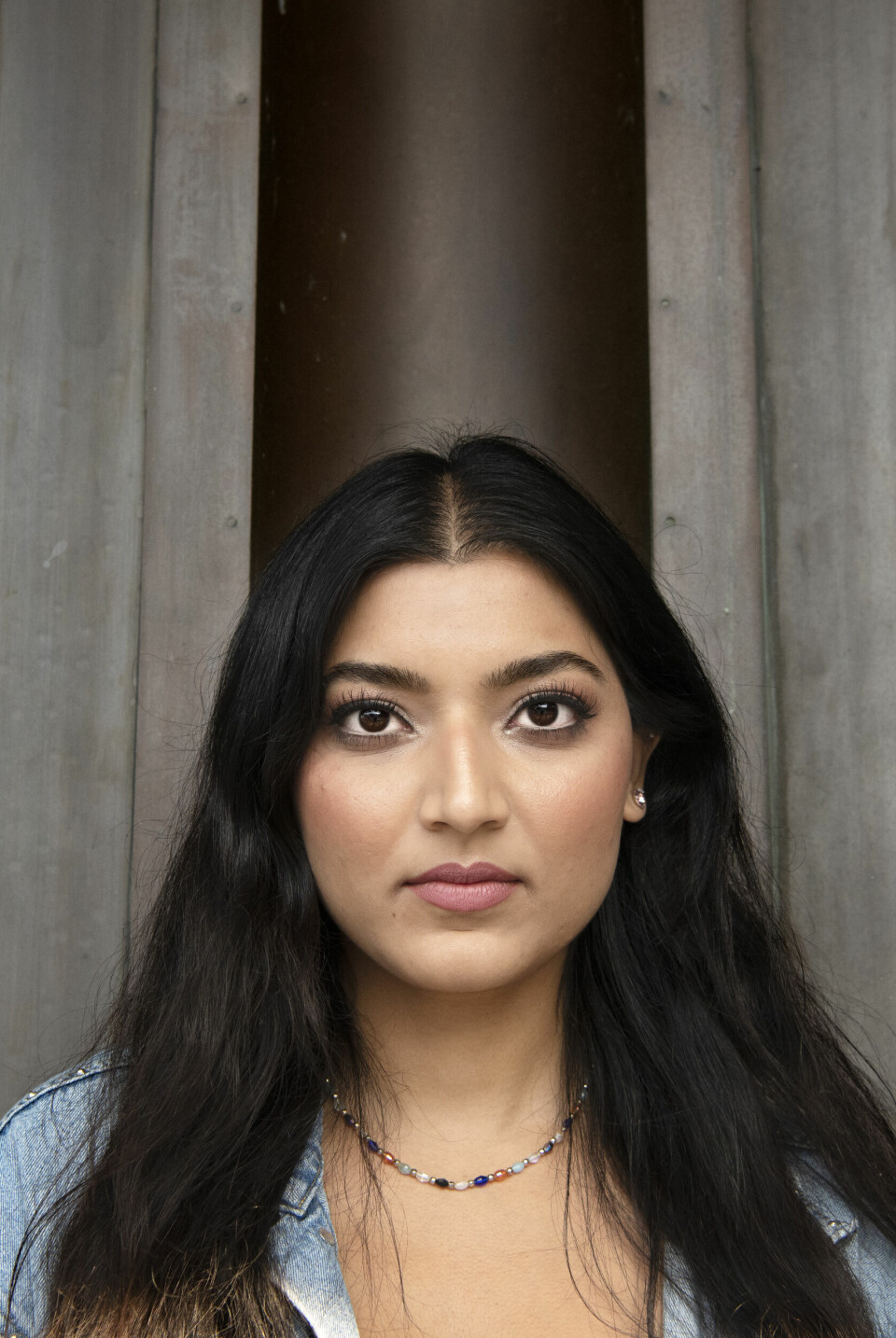 Sarah Zahid er iblant redd for at dikt skal bli ukult og helt uaktuelt blant unge. Selv har hun skrevet to diktsamlinger. Sarah Zahid. Forfatter og samfunnsdebattant.