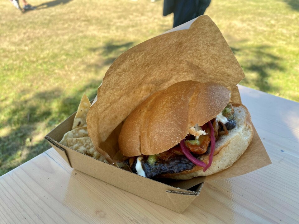 Burger plate fra Vaqueria Verde. Burger plate fra Vaqueria Verde.