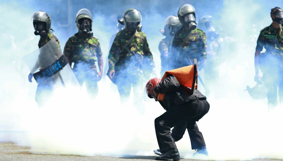 Presidenten på Sri Lanka sier situasjonen i landet har stabilisert seg, og at det ikke er behov for å forlenge unntakstilstanden. Den økonomiske krisen har ført til en rekke protester, som da dette bildet ble tatt i hovedstaden i juli, kort tid før den forrige presidenten rømte landet. Presidenten på Sri Lanka sier situasjonen i landet har stabilisert seg, og at det ikke er behov for å forlenge unntakstilstanden. Den økonomiske krisen har ført til en rekke protester, som da dette bildet ble tatt i hovedstaden i juli, kort tid før den forrige presidenten rømte landet. Arkivfoto: Amitha Thennakoon / AP / NTB