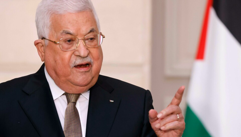 Palestinas president Mahmoud Abbas høster massiv kritikk etter å ha sammenlignet Israels drap på palestinere med holocaust under et besøk i Tyskland. Palestinas president Mahmoud Abbas høster massiv kritikk etter å ha sammenlignet Israels drap på palestinere med holocaust under et besøk i Tyskland. Foto: AP / NTB
