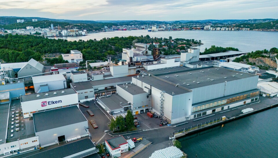 Eierne i Rec Solar takket nei til fastprisavtale på strøm fra både Agder Energi og Statkraft. 250 ansatte i Rec Solar Norway i Kristiansand og Porsgrunn har fått beskjed om at produksjonen stanses. Her fra Fiskaa teknologipark der Elkem og Rec Solar Kristiansand holder til. Foto: Tor Erik Schrøder / NTB