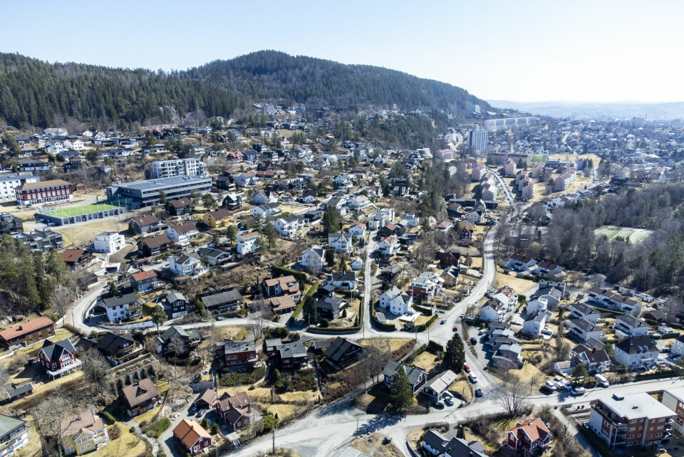 Det kan være tusenlapper å spare på å prute på boliglånet ditt, sier siviløkonom Hallgeir Kvadsheim. Illustrasjonsfoto fra Oslo. Dronefoto av Kjelsås og Grefsen i Oslo.