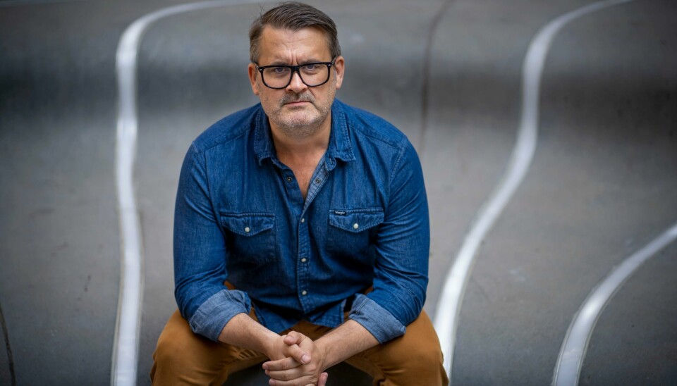 Thomas Seltzer gir ut sin første bok på Forlaget Oktober denne høsten. Den har tittelen «Amerikansk karmageddon. Tanker om mitt fordømte fedreland». Thomas Seltzer gir ut sin første bok på Forlaget Oktober denne høsten. Den har tittelen «Amerikansk karmageddon. Tanker om mitt fordømte fedreland».Foto: Ole Berg-Rusten / NTB