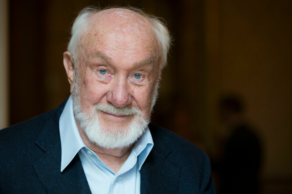 En av våre fremste scenekunstnere er død. Espen Skjønberg ble 98 år gammel. En av våre fremste scenekunstnere er død. Espen Skjønberg ble 98 år gammel. Foto: Berit Roald / NTB