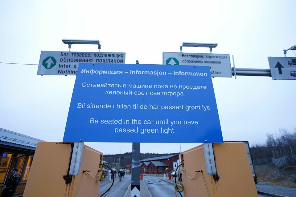 Storskog grensekontrollsted utenfor Kirkenes. Trafikken av russiske menn over Storskog grensekontrollsted har økt, opplyser politiet. Foto: Vidar Ruud / NTB