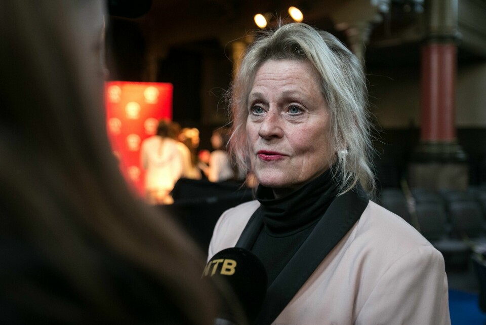 – Han holdt på. Han leste alltid «Pikene med svovelstikkene» på Nationaltheatret julefest. Det gjorde han nesten til det siste, sier skuespiller Anne Marie Ottersen om Espen Skjønberg som døde fredag kveld. Bildet er tatt i 2014. – Han holdt på. Han leste alltid «Pikene med svovelstikkene» på Nationaltheatret julefest. Det gjorde han nesten til det siste, sier skuespiller Anne Marie Ottersen om Espen Skjønberg som døde fredag kveld. Bildet er tatt i 2014. Foto: Audun Braastad / NTB