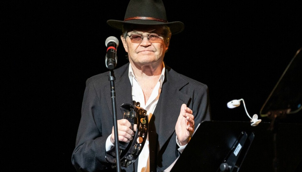 Micky Dolenz fra The Monkees vil se FBI-mappen sin, og går til søksmål. Her er han på fjoråets gjenforeningsturné. Micky Dolenz fra The Monkees vil se FBI-mappen sin, og går til søksmål. Her er han på fjoråets gjenforeningsturné. Foto: AP