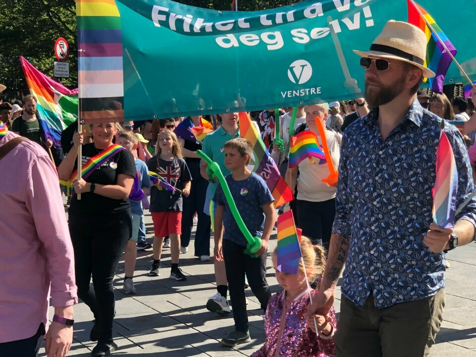Gruppeleder i Stavanger Venstre, Mette Vabø, var fanebærer for Venstre i Pride-paraden i Stavanger lørdag. Gruppeleder i Stavanger Venstre, Mette Vabø, var fanebærer for Venstre i Pride-paraden i Stavanger lørdag.