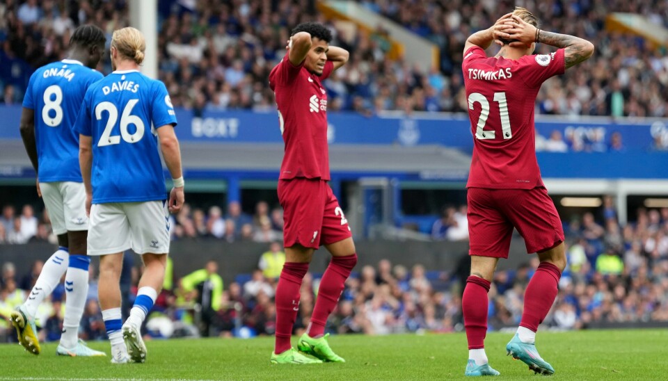 Kostas Tsimikas og Luis Díaz depper etter en sløst Liverpool-sjanse i 0-0-kampen borte mot Everton. Kostas Tsimikas og Luis Díaz depper etter en sløst Liverpool-sjanse i 0-0-kampen borte mot Everton. Foto: Jon Super / AP / NTB