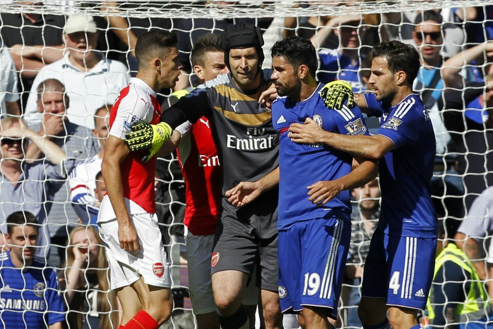 Han hadde en egen evne til å terge på seg motspillerne da han spilte i Chelsea, Diego Costa. Det ble hett rundt Diego Costa mot Arsenal lørdag. FOTO: NTB SCANPIX