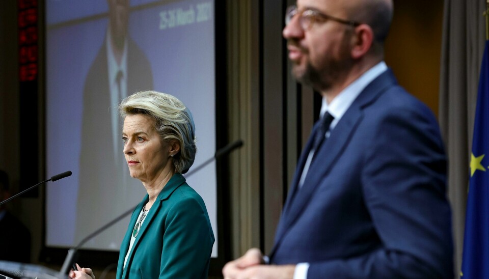 Tonen mellom Rådets president Charles Michel og Kommisjonens president Ursula von der Leyen har surnet når det gjelder energipolitikken. EU-toppene Ursula von der Leyen og Charles Michel reiser til Tyrkia 6. april for å snakke med Tyrkias president Recep Tayyip Erdogan. Arkivfoto: Aris Oikonomou / AP / NTB