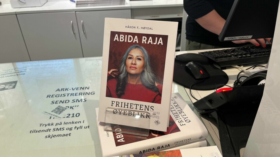 Boka til Abida Raja hos Ark Egertorget. Boka til Abida Raja hos Ark Egertorget.