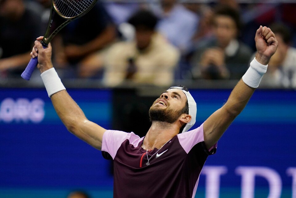 Karen Khatsjanov er i US Open-semifinalen mot Casper Ruud etter seier over Nick Kyrgios. Karen Khatsjanov er i US Open-semifinalen mot Casper Ruud etter seier over Nick Kyrgios. Foto: Charles Krupa / AP / NTB.