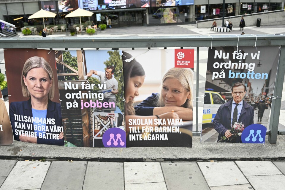Helse, skole og lov og orden på topp for svenskene. Valgplakater for Socialdemokraterna og Magdalena Andersson og for Ulf Kristersson og Moderaterna.