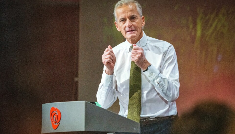 Partileder Jonas Gahr Støre under talen om den politiske situasjonen på Arbeiderpartiets landsstyremøte tirsdag formiddag. Partileder Jonas Gahr Støres under talen om den politiske situasjonen på Arbeiderpartiets landsstyremøte.