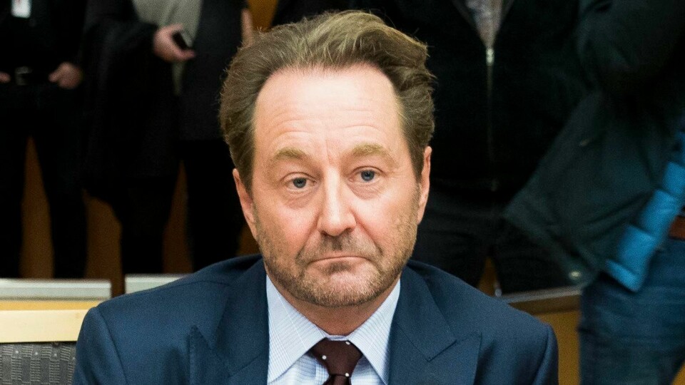 Kjell Inge Røkke, Norges rikeste mann, har flyttet til Sveits. Kjell Inge Røkke, Norges rikeste mann, har flyttet til Sveits.