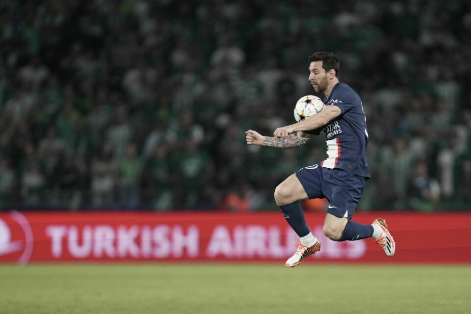PSGs Lionel Messi i kampen mot Maccabi Haifa onsdag kveld PSGs Lionel Messi i kampen mot Maccabi Haifa onsdag kveld. Foto: Ariel Schalit / AP / NTB.