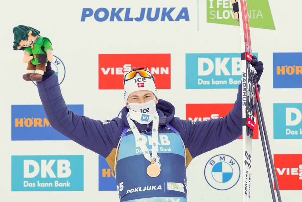 Otepää blir VM-vert i skiskyting i 2027. Her er Sturla Holm Lægreid med gullmedalje under forrige VM i Pokljuka i fjor. Otepää blir VM-vert i skiskyting i 2027. Her er Sturla Holm Lægreid med gullmedalje under forrige VM i Pokljuka i fjor. Foto: Primoz Lovric / NTB