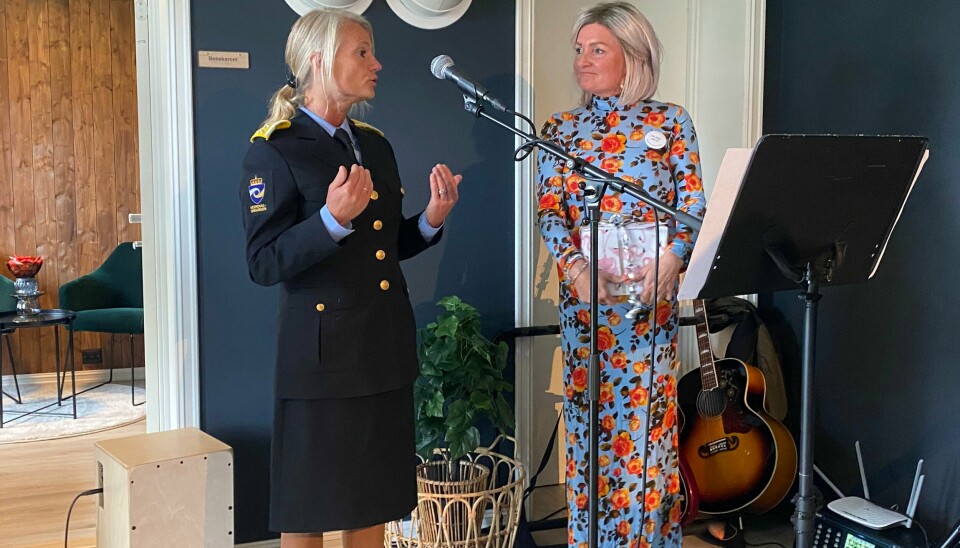 Regionsdirektør i kriminalomsorgen Sør-Vest, Tanja Rosså Ødegård, og leder for tilabakeføringssenteret, Ingrid Neteland på åpningen. Stavanger Røde Kors Tilbakeføringssenter