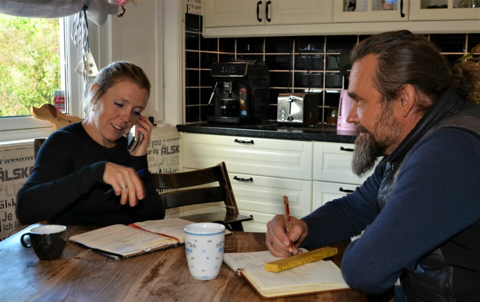 Ridekurs, rideleirer og kamelbookinger - i tillegg til mange nye prosjekter på gården - eierne av Solbergfoss naturgård har ingen ni til fire-jobb. Ridekurs, rideleirer og kamelbookinger - i tillegg til mange nye prosjekter på gården - eierne av Solbergfoss naturgård har ingen ni til fire-jobb.