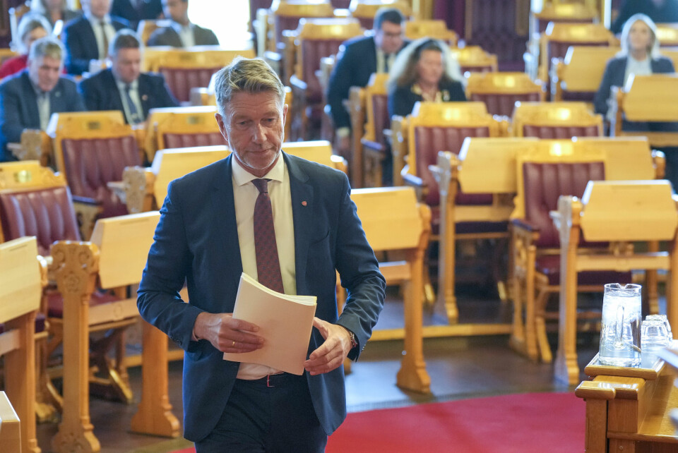 Olje- og energiminister Terje Aasland redegjør om kraftsituasjonen under et møte på Stortinget Olje- og energiminister Terje Aasland redegjør i Stortinget for strømsituasjonen. Foto: Beate Oma Dahle / NTB