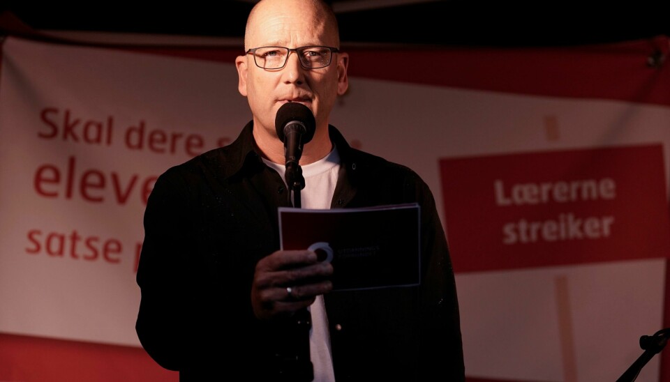 Det er makt i 180.000 medlemmer, men det er også en trussel når lærerleder Steffen Handal har lovet mer enn man har klart å holde, skriver vår kommentator. .