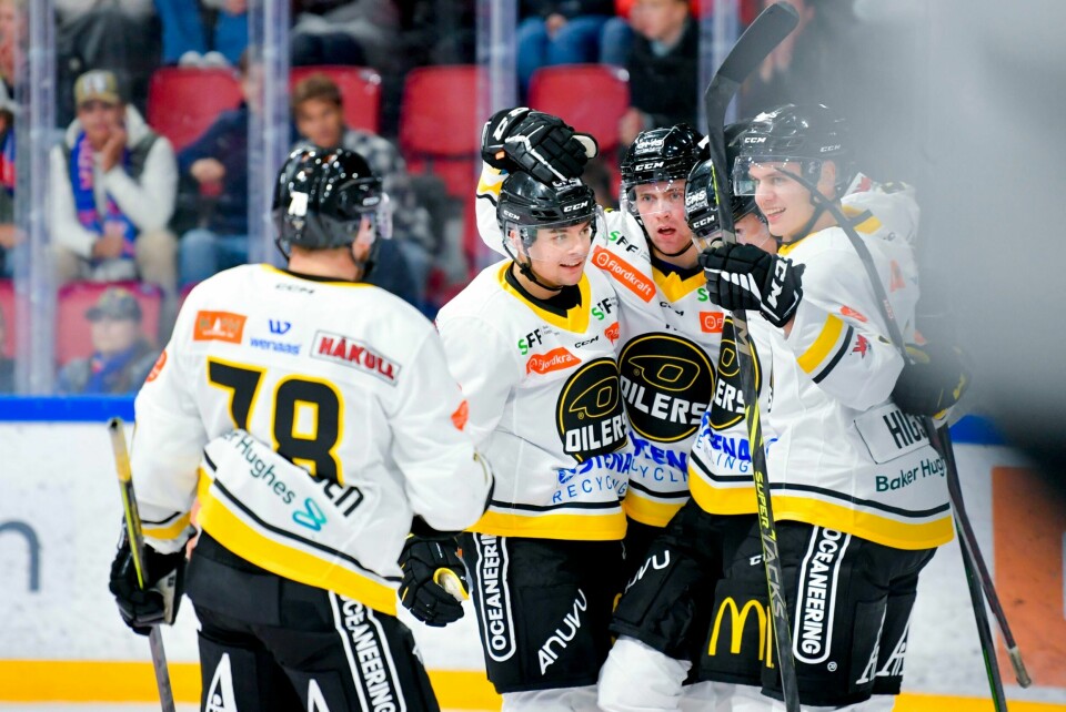 Stavanger-guttene Anders Tangen Henriksen, Noah Bergesen Aarthun, Sander Husebø, Andre Bjelland Strandborg og Thomas Higson var på isen da Strandborg reduserte for Oilers mot Vålerenga. Lørdag skal de forsøke å slå Stjernen. Stavanger-guttene Anders Tangen Henriksen, Noah Bergesen Aarthun, Sander Husebø, Andre Bjelland Strandborg og Thomas Higson Oilers