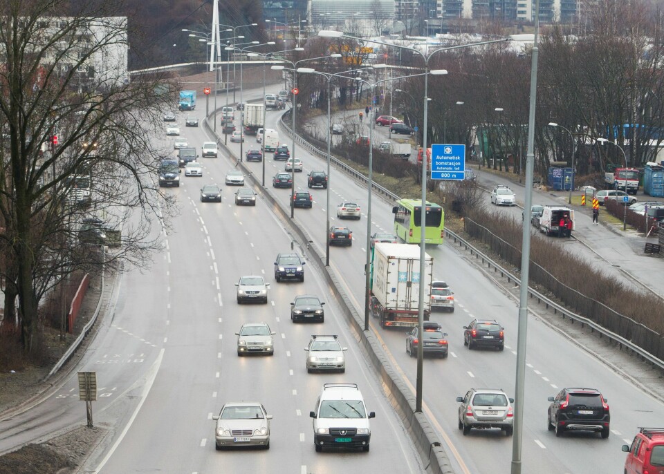 20 milliarder ble 40 milliarder og blir nå enda flere milliarder. Nye E18 fra Oslo og gjennom Asker og Bærum blir svinedyr. FOTO: ARNE OVE BERGO 20 milliarder ble 40 milliarder og blir nå enda flere milliarder. Nye E18 fra Oslo og gjennom Asker og Bærum blir svinedyr. FOTO: ARNE OVE BERGO