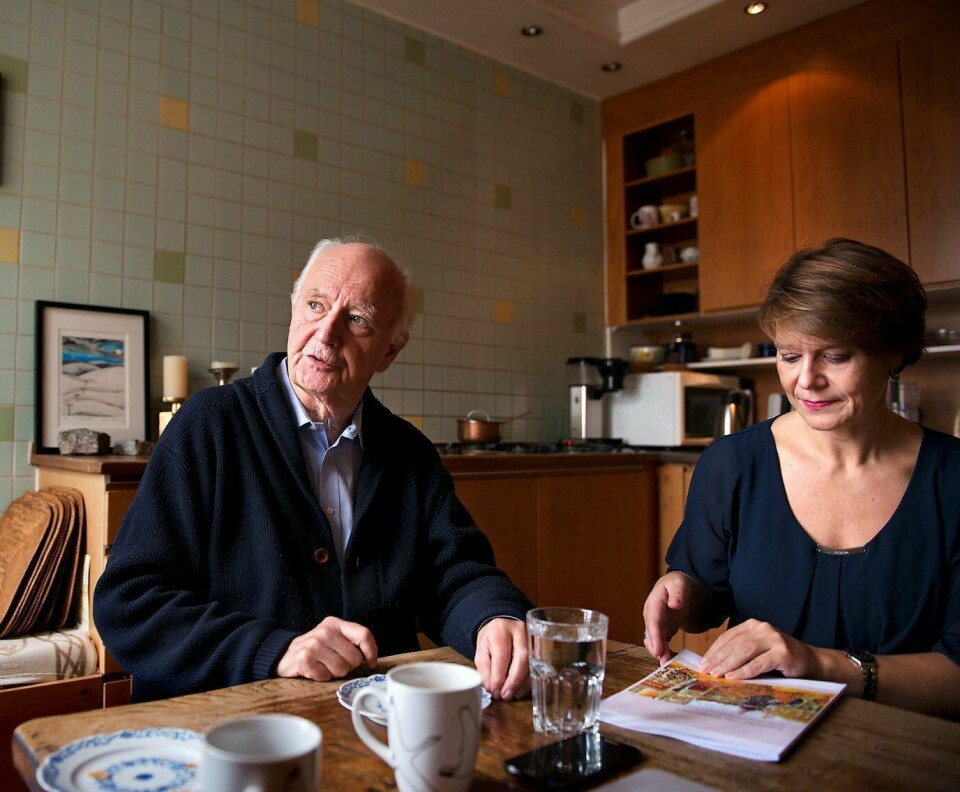 Ap-nestor Thorvald Stoltenberg og ordførerkandidat i Oslo, Tone Tellevik Dahl, vil la narkomane få heroin gjennom helsevesenet. Nå presser de partiet før landsmøtet i helgen. FOTO: MIMSY MØLLER