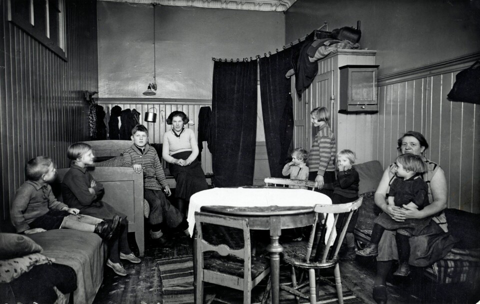 Arendalsgata 3. Barnerik familie på Oslos østkant ca. 1925-30. FOTO: UKJENT PERSON/ARBARK Arendalsgata 3. Barnerik familie på Oslos østkant ca. 1925-30. FOTO: UKJENT PERSON/ARBARK