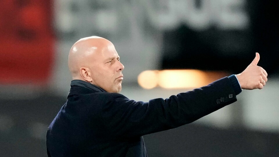 Arne Slot blir etter alt å dømme arvtakeren til Jürgen Klopp som Liverpool-manager. Arne Slot kan bli Liverpools neste manager. Foto: Peter Dejong / AP / NTB