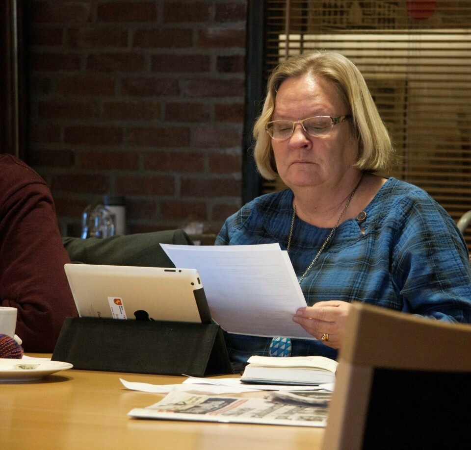 May Hansen (SV) og resten av lokalpolitikerne i fikk ikke en oppdatert liste over søkerne før et par dager før møtet i fylkeskommunekomiteen. FOTO: KENNETH STENSRUD
