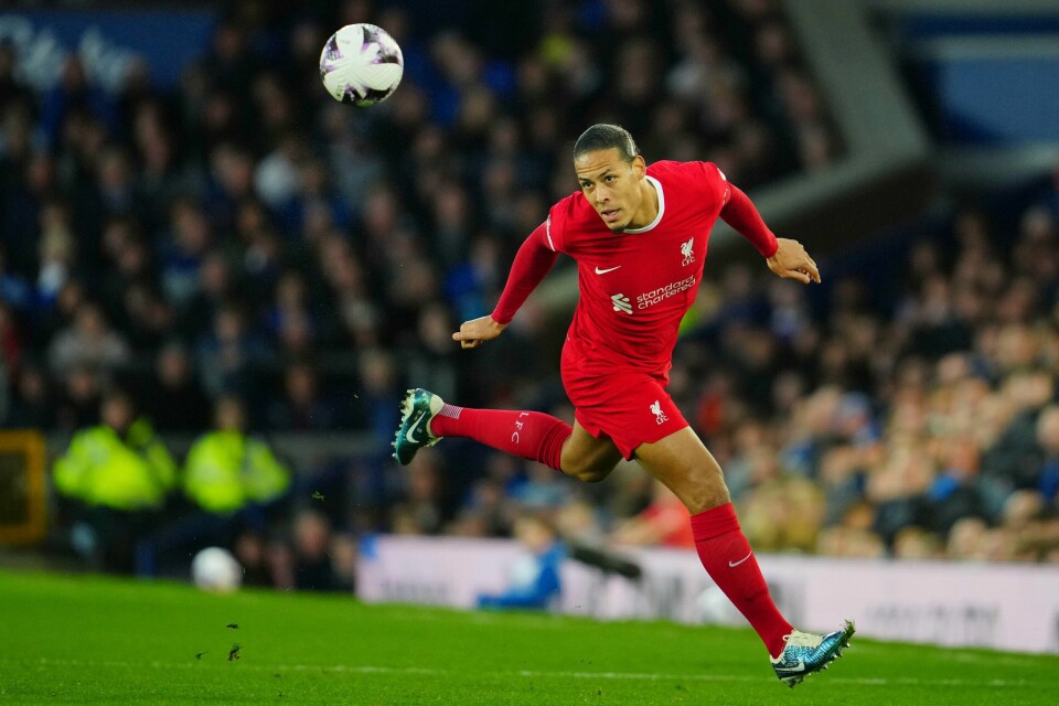 Virgil van Dijks tid i Liverpool er ikke over om vi skal tro på ham selv. Virgil van Dijks tid i Liverpool er ikke over om vi skal tro på ham selv. Foto: Jon Super / AP / NTB.