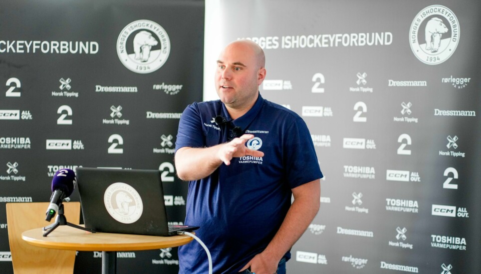 Landslagssjef Tobias Johansson presenterte VM-troppen i ishockey på Olympiatoppen mandag. Landslagssjef Tobias Johansson presenterte VM-troppen i ishockey på Olympiatoppen mandag.Foto: Heiko Junge / NTB