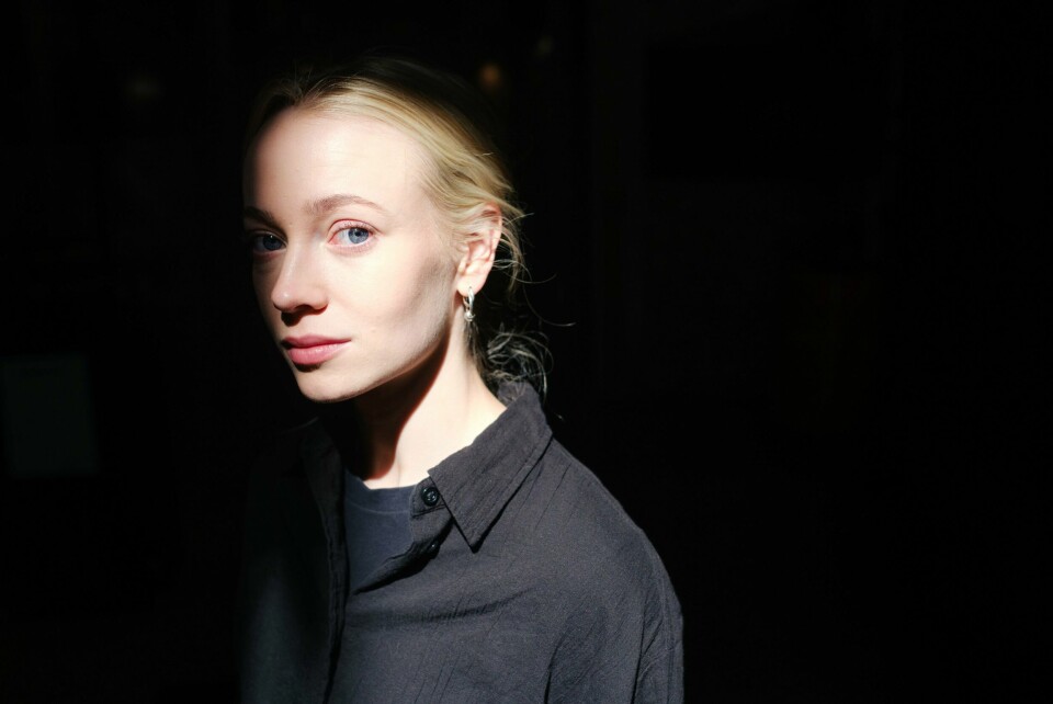 Skuespiller Maja Christiansen på en leseprøve til Peer Gynt på Gålå, der hun spiller Ingrid og Anitra. Skuespiller Maja Christiansen på en leseprøve til Peer Gynt på Gålå, der hun spiller Ingrid og Anitra.