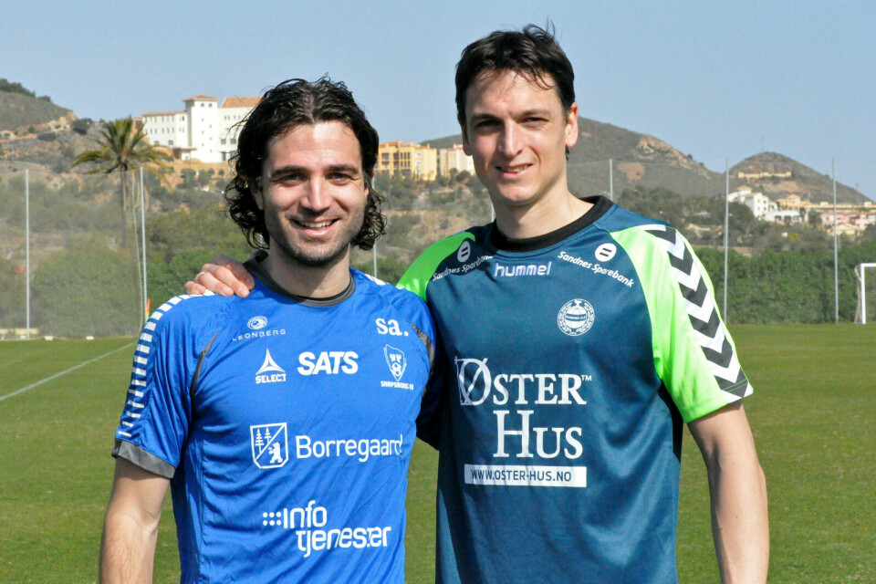 (f.v.) Jérémy Berthod snakker mye sammen med kompisen Derek Decamps i La Manga. Her er de på treningsfeltet i formiddag. (f.v.) Jérémy Berthod snakker mye sammen med kompisen Derek Decamps i La Manga. Her er de på treningsfeltet i formiddag.