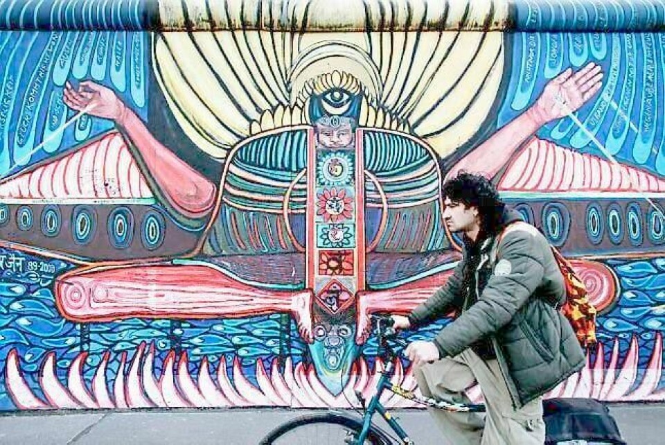 Narendra Kumar Jain var blant kunstnerne som vendte tilbake for å restaurere kunsten sin i 2009.