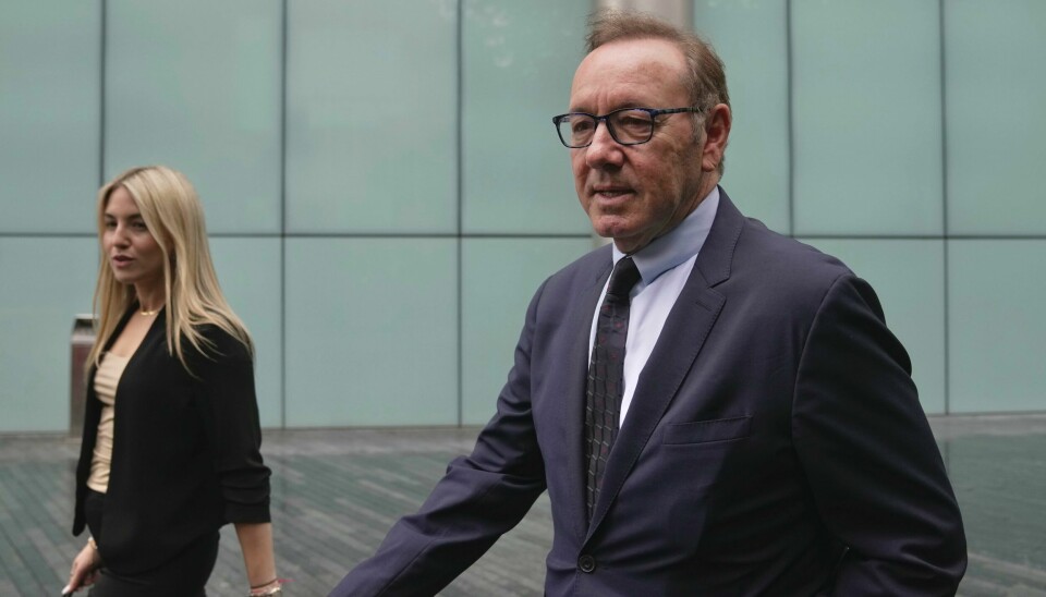 Kevin Spacey. Skuespiller Kevin Spacey er anklaget for blant annet å ha forgrepet seg på en sjåfør under et verdighetsarrangement i regi av Elton John på tidlig 2000-tallet. Foto: Kin Cheung / AP / NTB