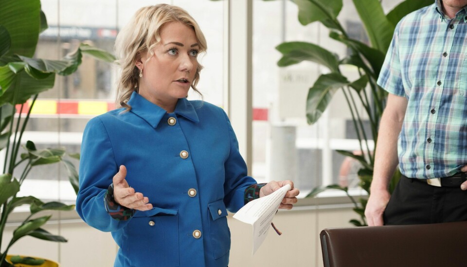 Landbruks- og matminister Sandra Borch (Sp) har reagert svært kraftig på at Ikea får bygge varehus på matjord i Vestby. Landbruks- og matminister Sandra Borch (Sp) hasteinnfører en rekke tiltak for å hjelpe bønder som rammes hardt av tølrken i Sør-Norge. Foto: Ole Berg-Rusten / NTB
