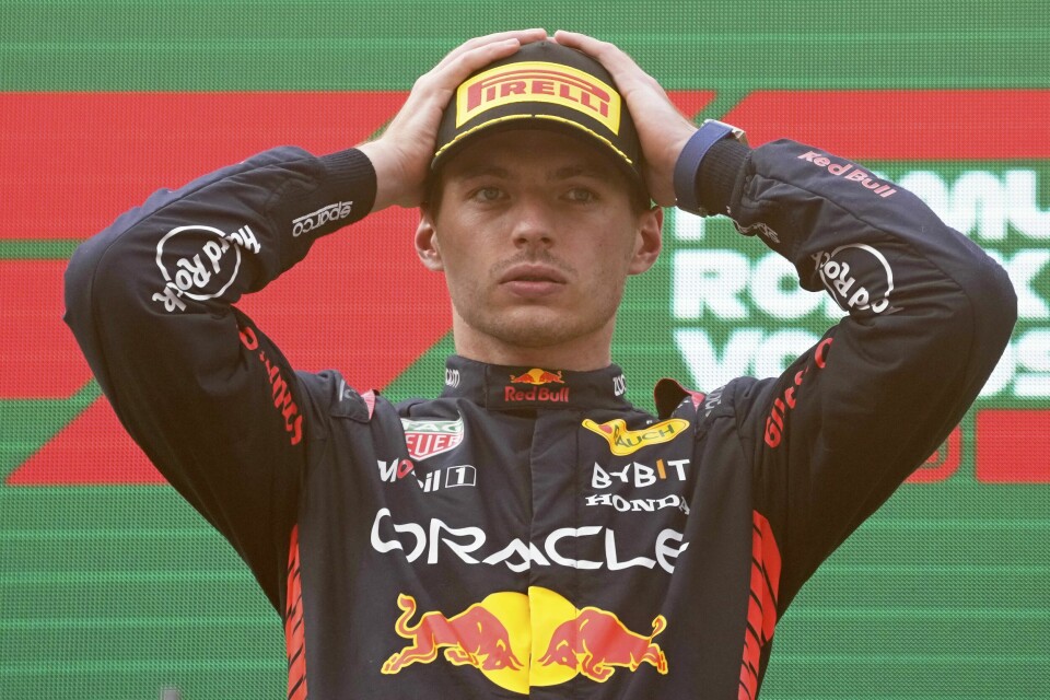 Max Verstappen er ikke fornøyd med neste års Formel 1-kalender. Max Verstappen er ikke fornøyd med neste års Formel 1-kalender. Foto: Darko Vojinovic / AP Photo / NTB.