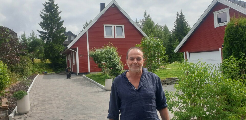 – Først dagen etter skjønte jeg hvor nær jeg hadde vært «den endelige reisen», sier Malik Belhadi, som ble påkjørt i et gangfelt på Jessheim 26. mai. – Først dagen etter skjønte jeg hvor nær jeg hadde vært «den endelige reisen», sier Malik Belhadi, som ble påkjørt i et gangfelt på Jessheim 26. mai.