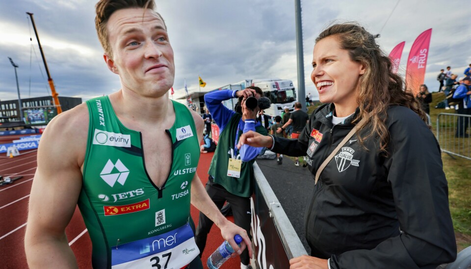 Amalie Iuel gratulerte Karsten Warholm etter 400 meter hekk under norsk mesterskap i friidrett på Jessheim Friidrettsstadion. Amalie Iuel gratulerte Karsten Warholm etter 400 meter hekk under norsk mesterskap i friidrett på Jessheim Friidrettsstadion.