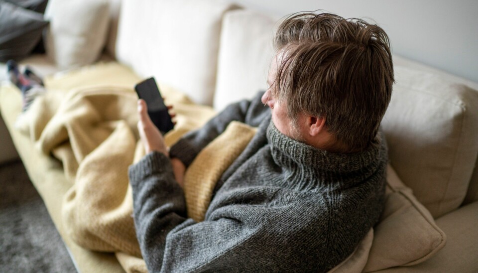Stadig flere ringes opp av utenlandske telefonnummere, hvor man lures til å ringe tilbake igjen, ifølge Telia. Stadig flere ringes opp av utenlandske telefonnummere, hvor man lures til å ringe tilbake igjen, ifølge Telia. Illustrasjonsfoto: Gorm Kallestad / NTB