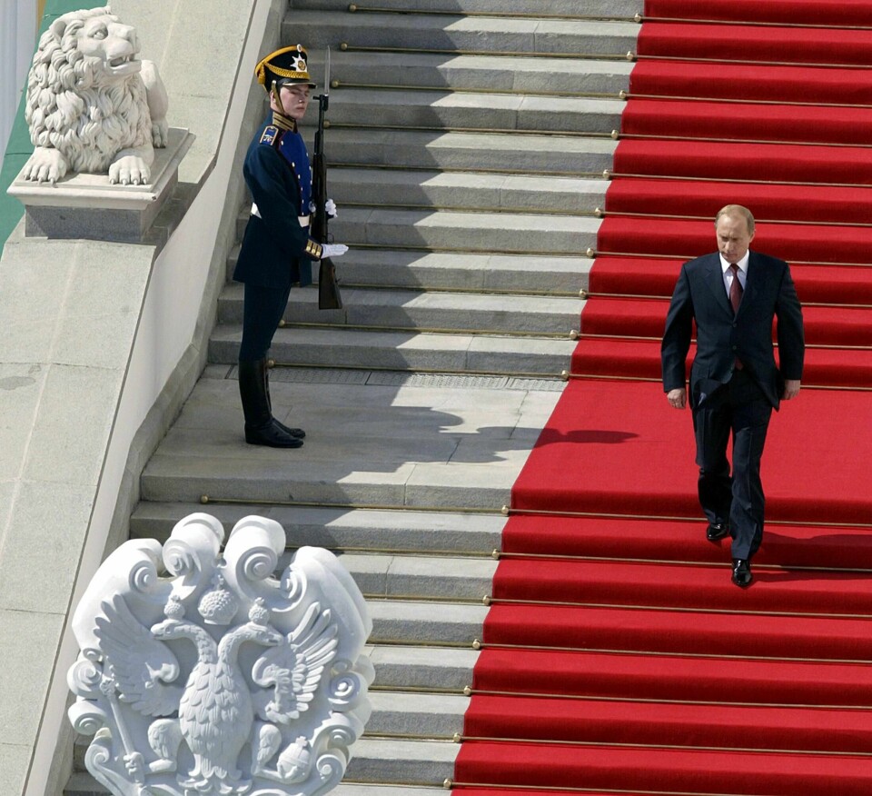 Vestlege land som har støtta opp om skatteparadis, har i praksis rulla ut ein raud løpar for Putin og venene hans, skriver Trine Østereng. Vestlege land som har støtta opp om skatteparadis har i praksis rulla ut ein raud løpar for Putin og venene hans, skriver Trine Østereng.