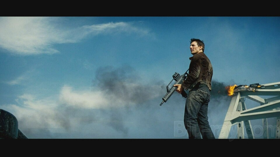 IMF-agent Ethan Hunt var villig til å sette livet på prøve for å redde kjæresten i den tredje MI-filmen, men det var Philip Seymour Hoffman som stjal showet som seriens mest fryktinngytende bad guy til nå. IMF-agent Ethan Hunt var villig til å sette livet på prøve for å redde kjæresten i den tredje MI-filmen, men det var Philip Seymour Hoffman som stjal showet som seriens mest fryktinngytende bad guy til nå.