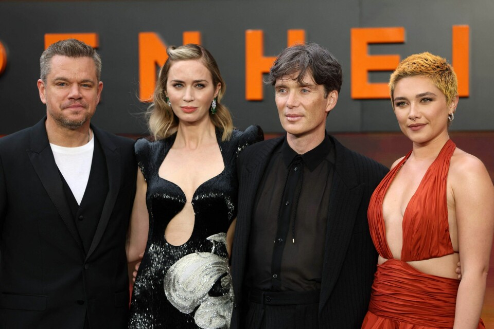 De henholdsvis amerikanske, britiske og irske skuespillerne Matt Damon, Emily Blunt, Cillian Murphy og Florence Pugh på filmpremieren til Christopher Nolans nye film «Oppenheimer» i London 13 juli, før de ifølge flere internasjonale medier forlot premieren som følge av streiken. De henholdsvis amerikanske, britiske og irske skuespillerne Matt Damon, Emily Blunt, Cillian Murphy og Florence Pugh på filmpremieren til Christopher Nolans nye film «Oppenheimer» i London 13 juli, før de ifølge flere internasjonale medier forlot premieren som følge av streiken.